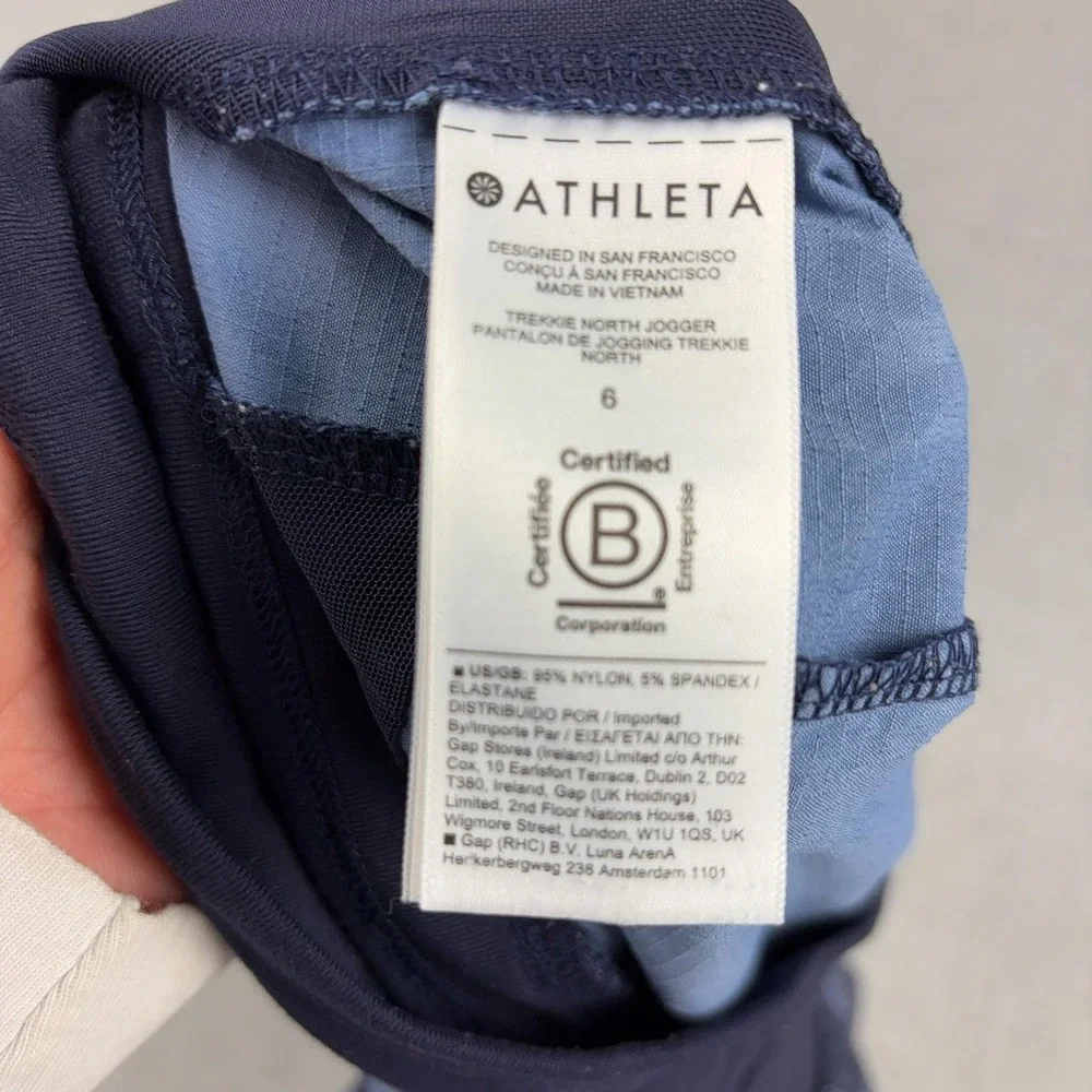 Athleta Trekkie North Jogger Pants Womens Size 6 Blue Floral Hiking Travel Nylon